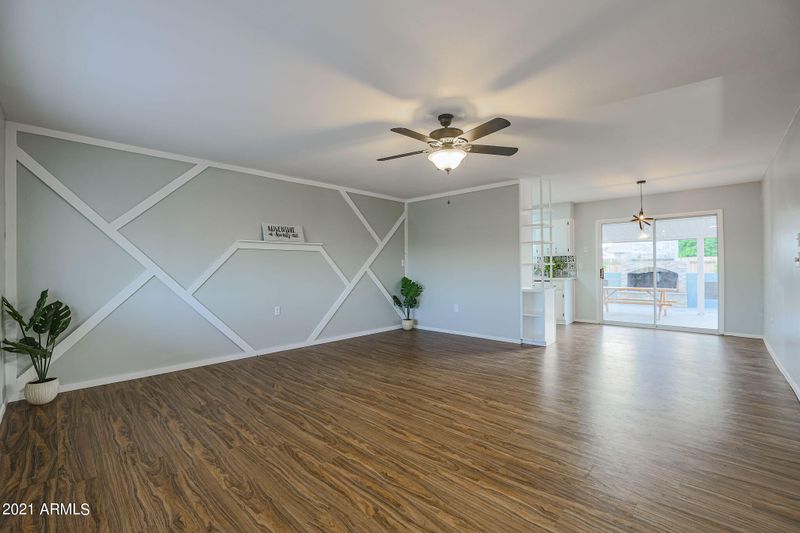 10030 N 107th Ave, Sun City, AZ 85351