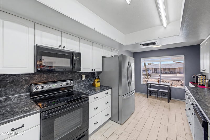 10030 W Desert Rock Dr, Sun City, AZ 85351