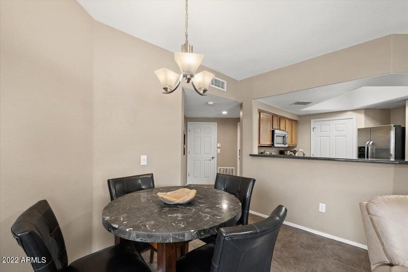 10030 W Indian School Rd #116, Phoenix, AZ 85037
