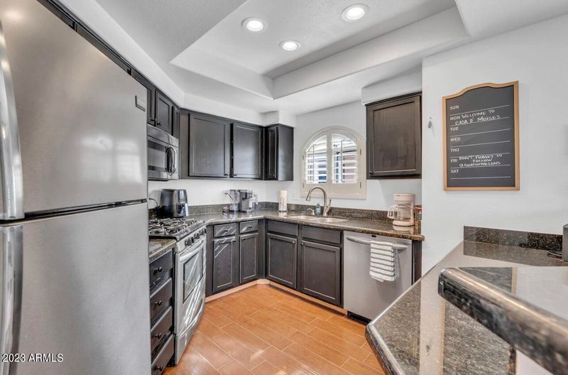 10030 W Indian School Rd #252, Phoenix, AZ 85037