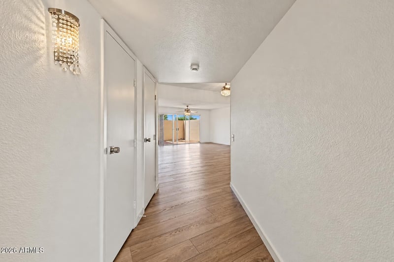 10031 W Hutton Dr, Sun City, AZ 85351
