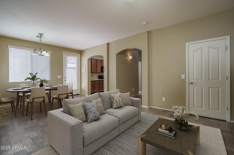 10032 Kingman St, Tolleson, AZ 85353