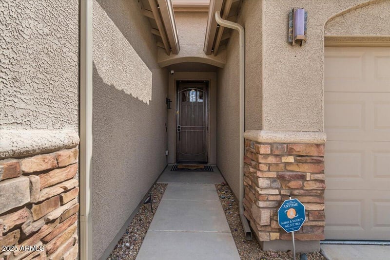 10033 Jessie Ln, Peoria, AZ 85383