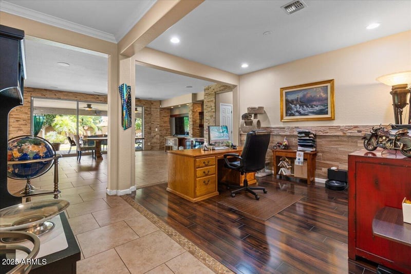 10033 Jessie Ln, Peoria, AZ 85383
