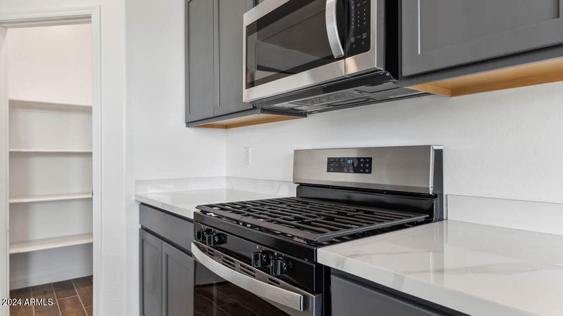 10033 S Caballo Dr, Apache Junction, AZ 85120