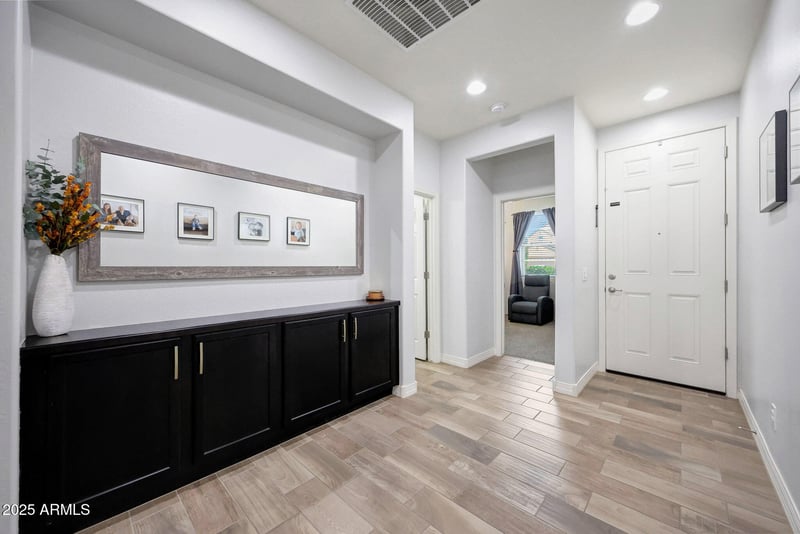 10035 Foothill Dr, Peoria, AZ 85383