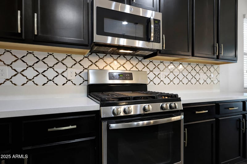 10035 Foothill Dr, Peoria, AZ 85383