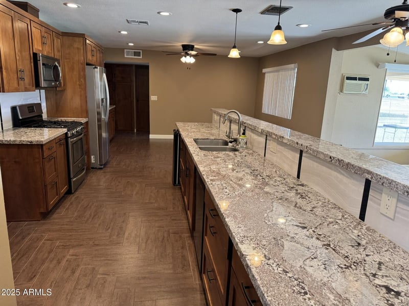 10035 Riviera Dr, Sun City, AZ 85351
