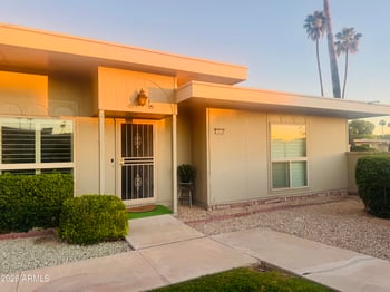 10036 Lancaster Dr, Sun City, AZ 85351