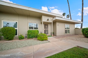 10036 Lancaster Dr, Sun City, AZ 85351