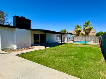 10037 42nd Dr, Phoenix, AZ 85051