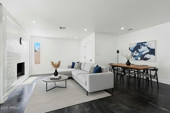 10037 42nd Dr, Phoenix, AZ 85051