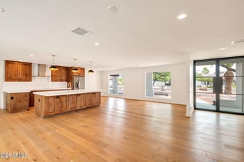 10038 58th Pl, Paradise Valley, AZ 85253