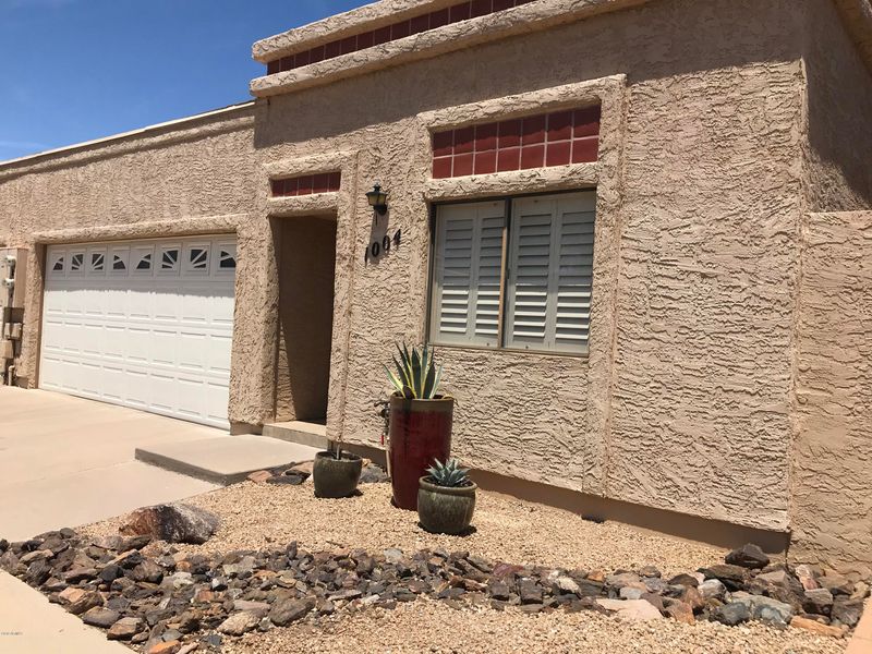 1004 E Charleston Ave, Phoenix, AZ 85022