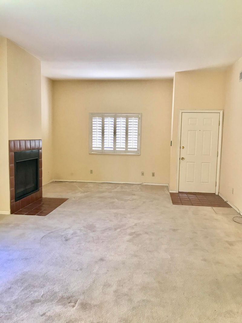 1004 E Charleston Ave, Phoenix, AZ 85022