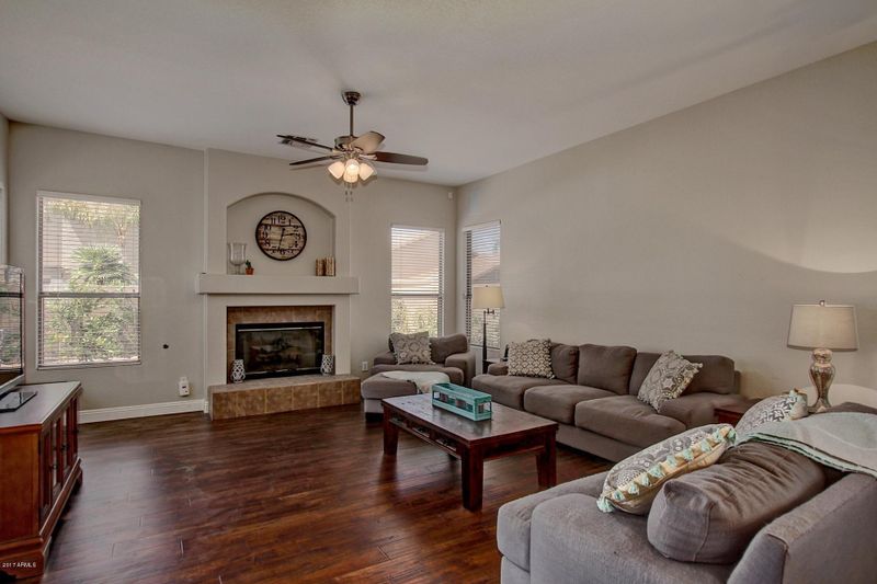 1004 E Liberty Ln, Gilbert, AZ 85296