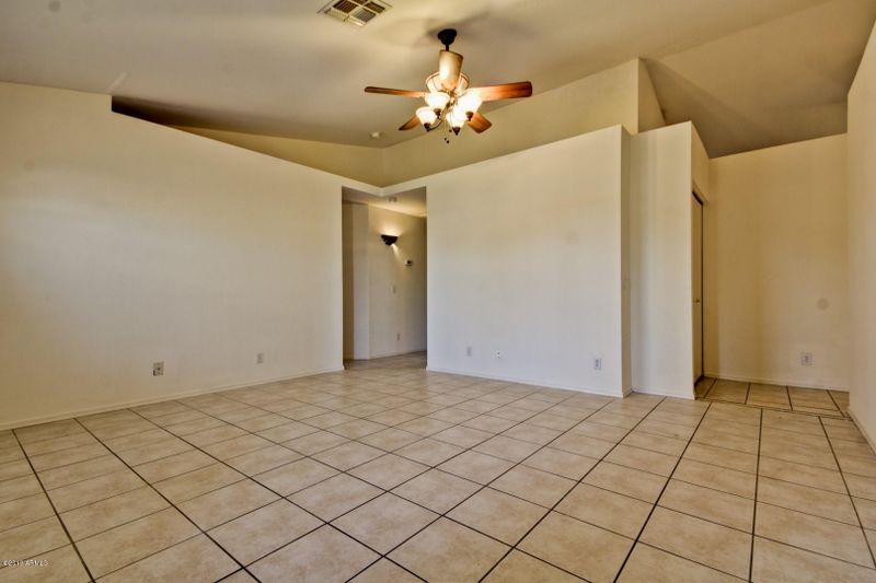 1004 S Wanda Dr, Gilbert, AZ 85296