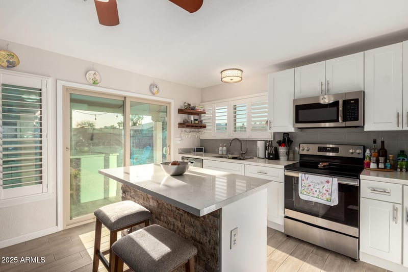1004 Santa Barbara --, Mesa, AZ 85202