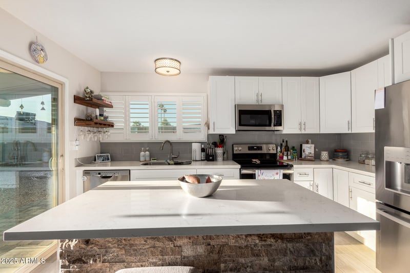 1004 Santa Barbara --, Mesa, AZ 85202