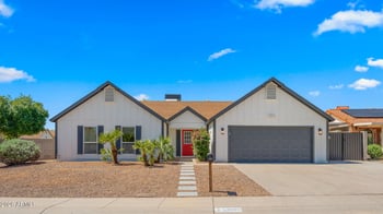 10040 47th St, Phoenix, AZ 85044