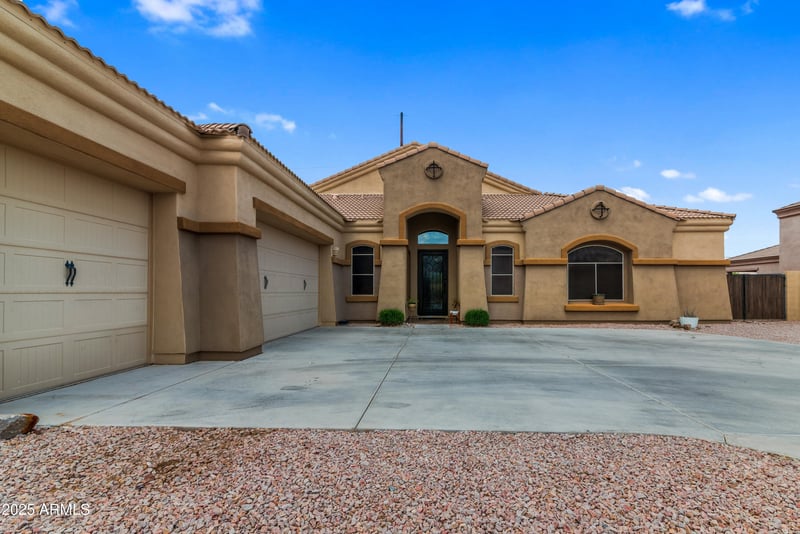 10040 Grandview St, Mesa, AZ 85207