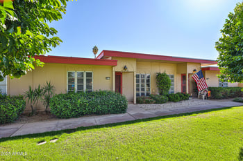 10040 Royal Oak Rd #B, Sun City, AZ 85351