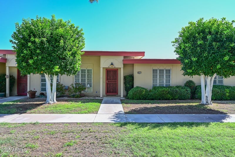 10040 Royal Oak Rd #H, Sun City, AZ 85351