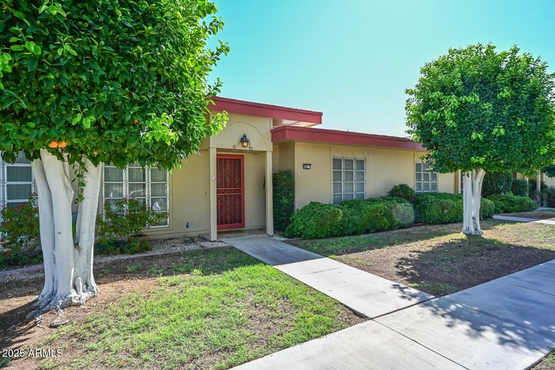 10040 Royal Oak Rd #H, Sun City, AZ 85351