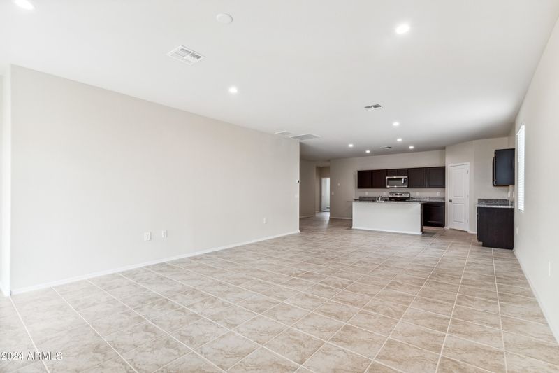 10040 S Saguaro Ave, Apache Junction, AZ 85120