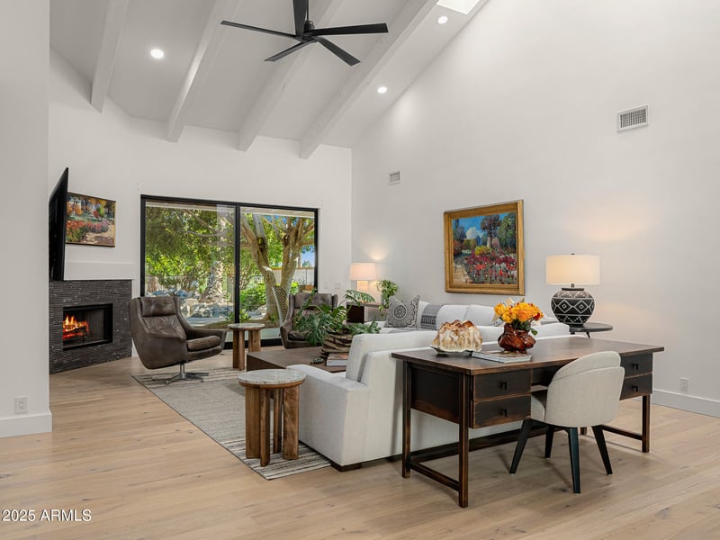 10041 52nd Pl, Paradise Valley, AZ 85253