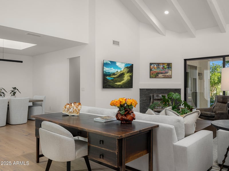 10041 52nd Pl, Paradise Valley, AZ 85253