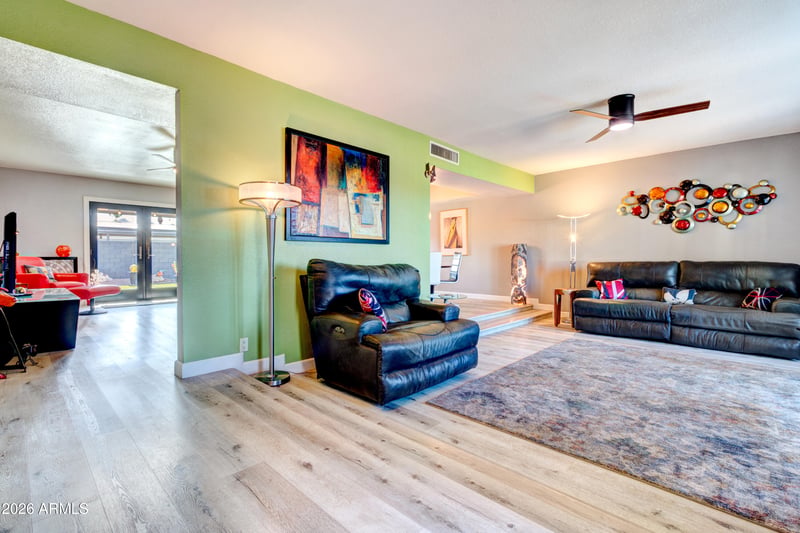 10042 N 28th St, Phoenix, AZ 85028
