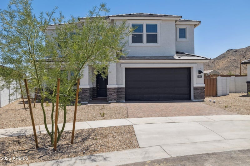 10043 23rd Dr, Phoenix, AZ 85041
