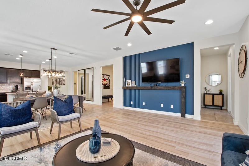 10044 Wavelength Ave, Mesa, AZ 85212