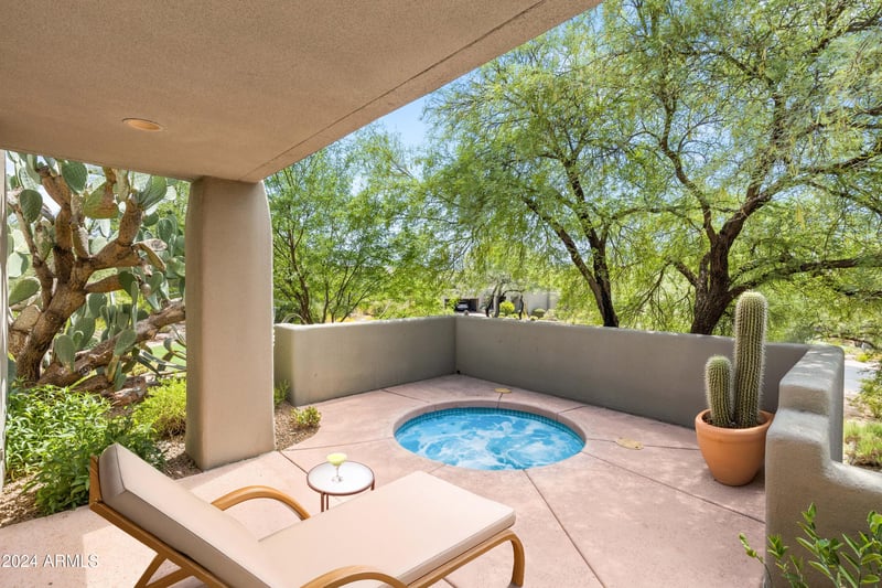 10044 Graythorn Dr, Scottsdale, AZ 85262