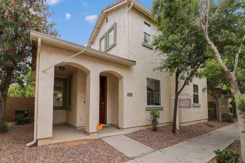 10046 E Isleta Ave, Mesa, AZ 85209