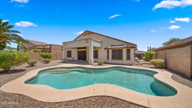 10046 Posada Ave, Mesa, AZ 85212