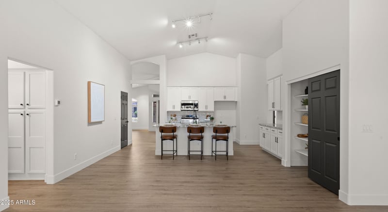 10046 Posada Ave, Mesa, AZ 85212