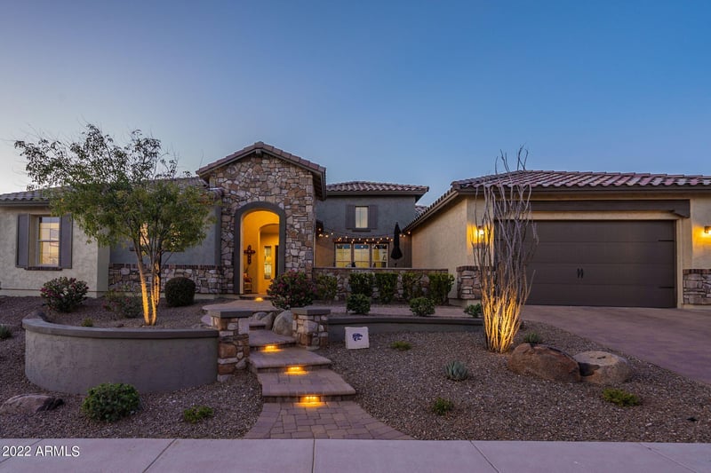 10046 W White Feather Ln, Peoria, AZ 85383