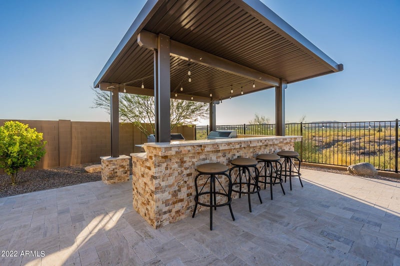 10046 W White Feather Ln, Peoria, AZ 85383
