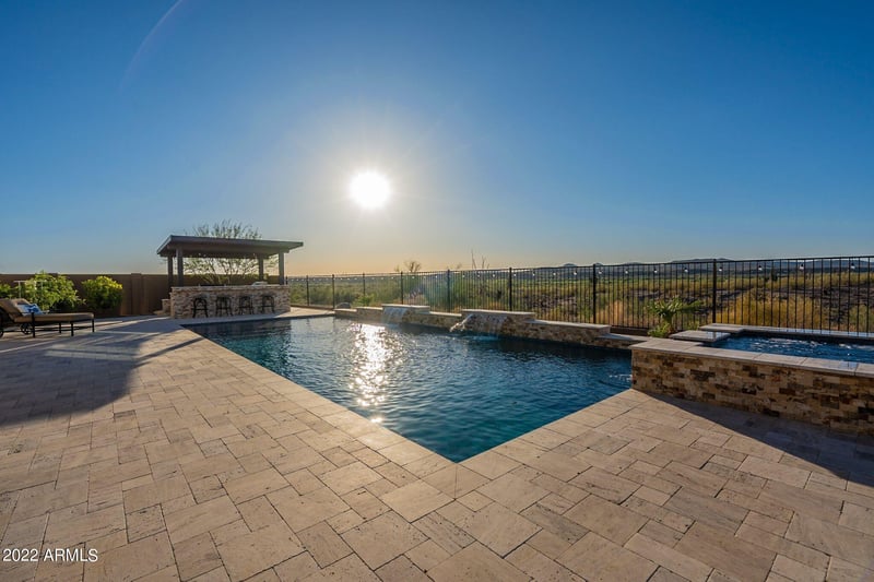 10046 W White Feather Ln, Peoria, AZ 85383