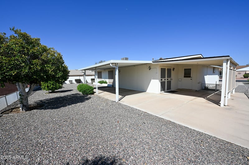 10047 Deanne Dr, Sun City, AZ 85351