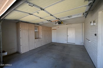 10047 Deanne Dr, Sun City, AZ 85351