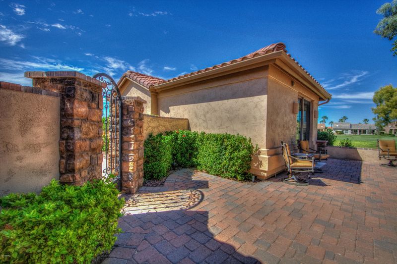 10048 E Nacoma Ct, Sun Lakes, AZ 85248
