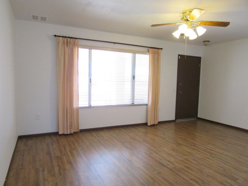 10048 W Augusta Dr, Sun City, AZ 85351