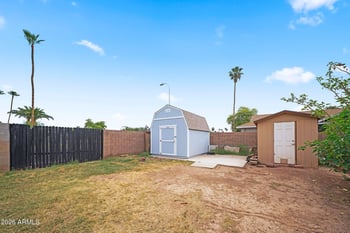 10049 47th Ave, Glendale, AZ 85302