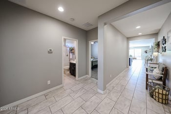 10049 Angels Ln, Peoria, AZ 85383