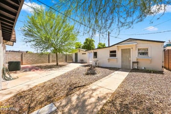 1005 E Moreland St, Phoenix, AZ 85006