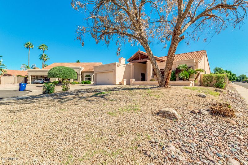 1005 N Sandal Cir, Mesa, AZ 85205