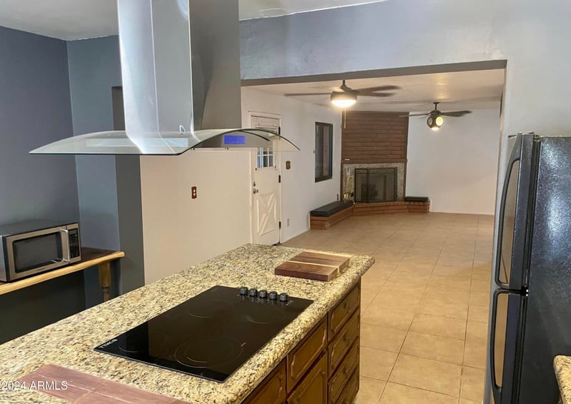 1005 S 1st Ave, Phoenix, AZ 85003
